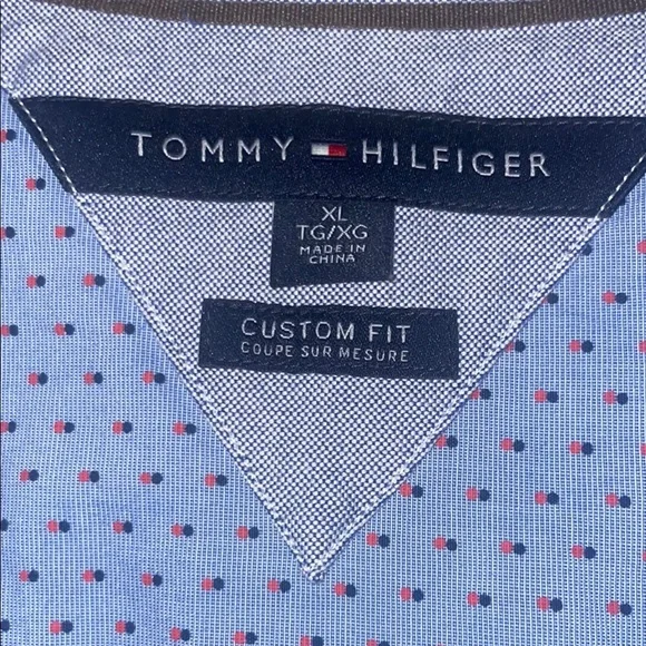 Tommy Hilfiger Blue Pattern Casual Button Down Shirt - Picture 2 of 3